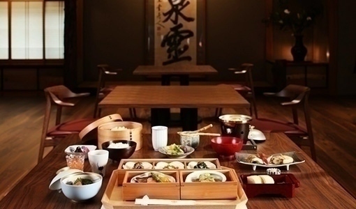 photo: Seasonal Kaiseki Dinner